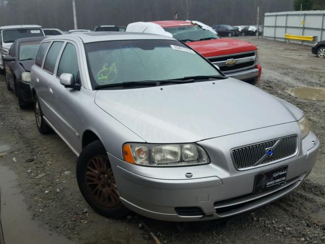 YV1SW612552494050 - 2005 VOLVO V70 SILVER photo 1