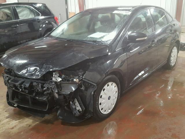 1FADP3F21DL353848 - 2013 FORD FOCUS SE BLACK photo 2