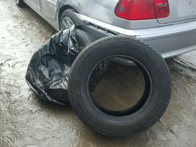 WBAEW53473PN30491 - 2003 BMW 330 XI SILVER photo 9