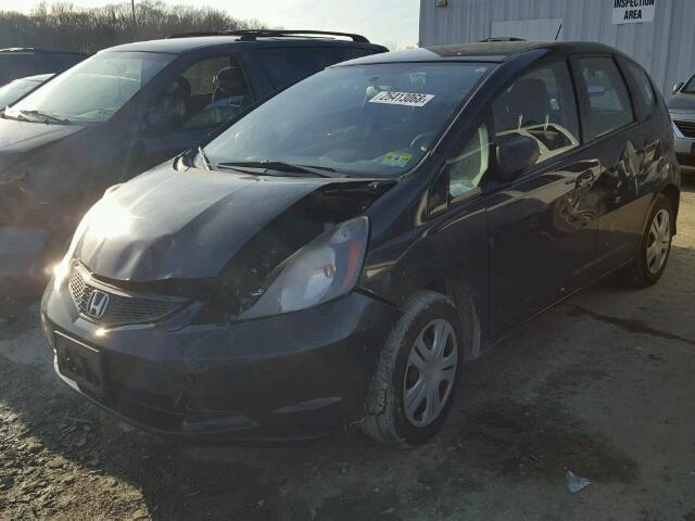 JHMGE8H28AS006413 - 2010 HONDA FIT BLACK photo 2