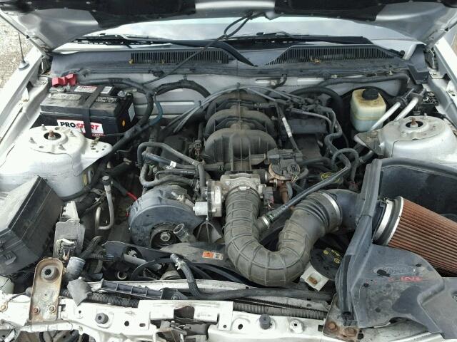 1ZVFT80N455215531 - 2005 FORD MUSTANG SILVER photo 7