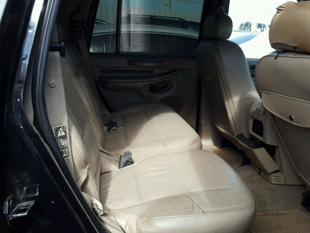 5LMEU27RX2LJ02782 - 2002 LINCOLN NAVIGATOR WHITE photo 6