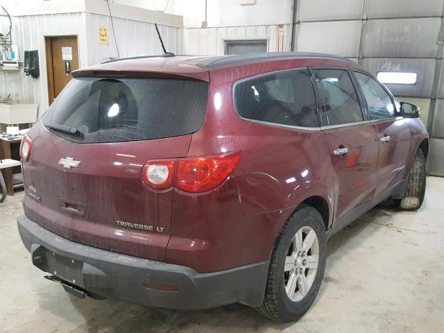 1GNEV23DX9S172871 - 2009 CHEVROLET TRAVERSE L MAROON photo 4