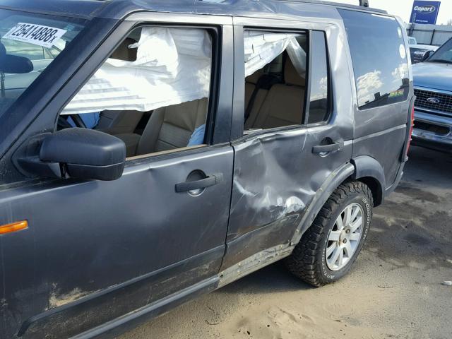 SALAA25445A304709 - 2005 LAND ROVER LR3 GRAY photo 10