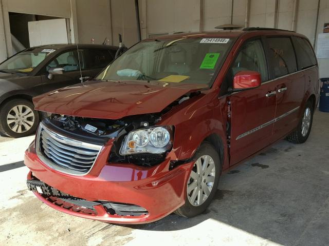 2C4RC1BG0GR159373 - 2016 CHRYSLER TOWN & COU RED photo 2