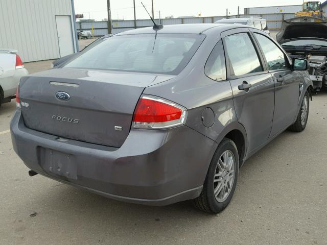 1FAHP3FN8BW197346 - 2011 FORD FOCUS SE GRAY photo 4