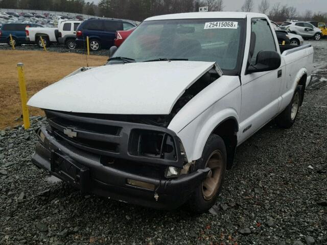 1GCCS1445T8132123 - 1996 CHEVROLET S TRUCK S1 WHITE photo 2