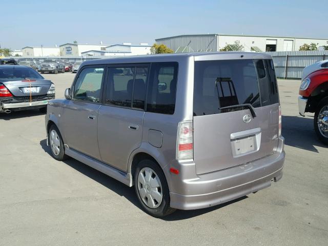 JTLKT324764078685 - 2006 TOYOTA SCION XB GRAY photo 3