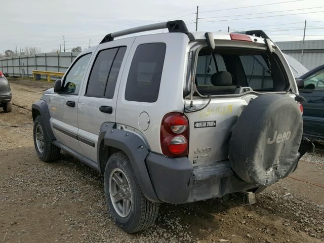 1J4GL38KX5W519875 - 2005 JEEP LIBERTY RE SILVER photo 3