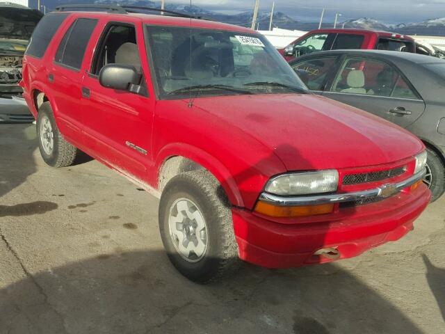 1GNDT13W32K173993 - 2002 CHEVROLET BLAZER RED photo 1