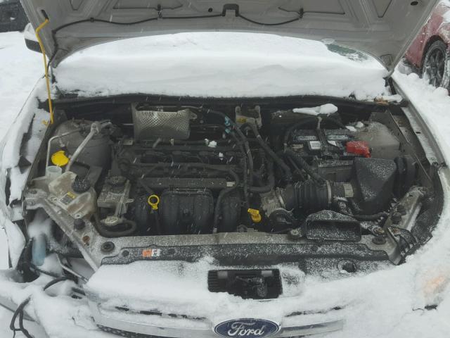 1FAHP3HN9BW125245 - 2011 FORD FOCUS SEL SILVER photo 7