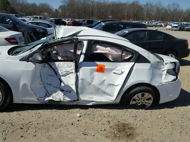 1G1PA5SHXD7181190 - 2013 CHEVROLET CRUZE LS WHITE photo 9