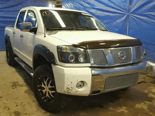 1N6AA07B55N516645 - 2005 NISSAN TITAN XE WHITE photo 1