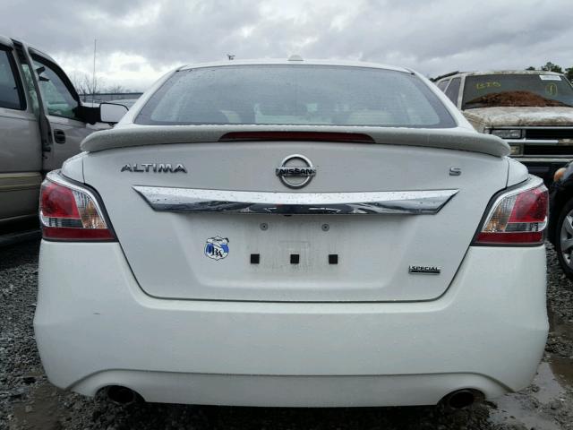 1N4AL3AP0FN915263 - 2015 NISSAN ALTIMA 2.5 WHITE photo 9