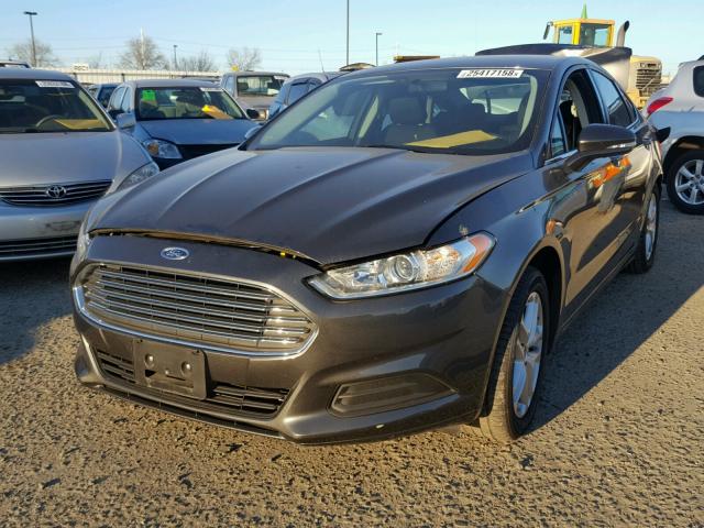 1FA6P0H72G5123115 - 2016 FORD FUSION SE GRAY photo 2