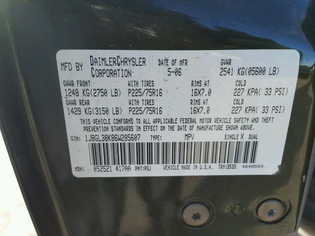 1J8GL38K86W285607 - 2006 JEEP LIBERTY RE 绿色 照片 10