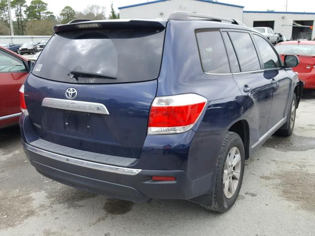 5TDZK3EH4DS115625 - 2013 TOYOTA HIGHLANDER BLUE photo 4