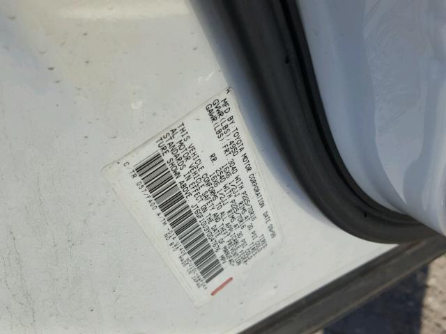 JT6GF10U3Y0047676 - 2000 LEXUS RX 300 WHITE photo 10