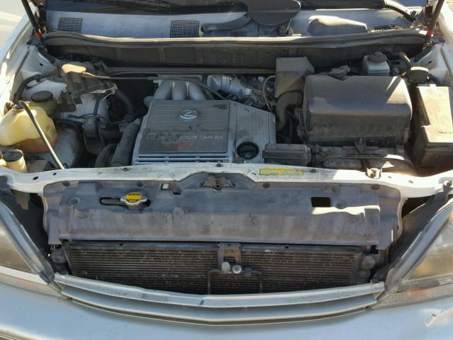 JT6GF10U3Y0047676 - 2000 LEXUS RX 300 WHITE photo 7