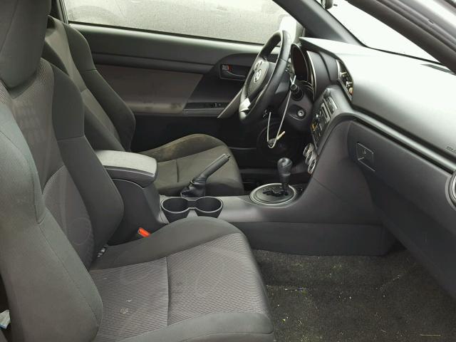 JTKJF5C78D3046391 - 2013 TOYOTA SCION TC 灰色 照片 5