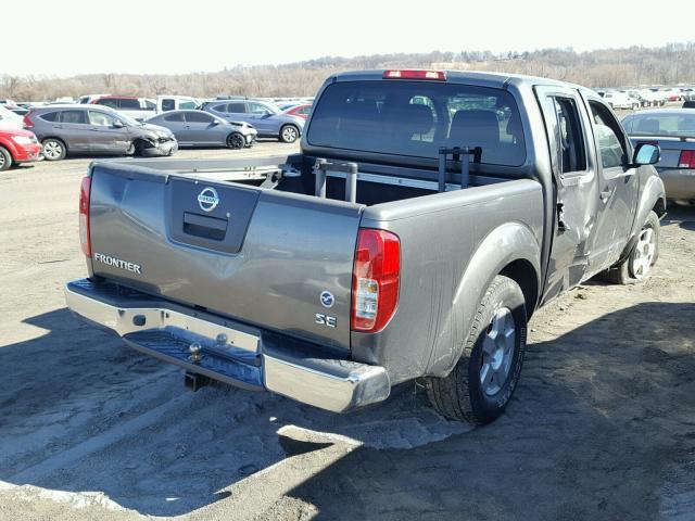 1N6AD07U58C444239 - 2008 NISSAN FRONTIER C GRAY photo 4