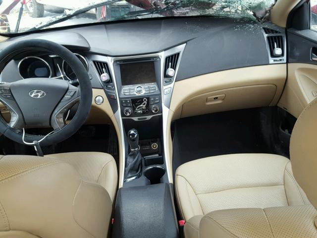 KMHEC4A4XDA092106 - 2013 HYUNDAI SONATA HYB RED photo 9