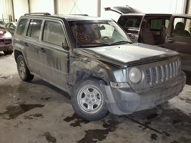 1C4NJPAA8ED524192 - 2014 JEEP PATRIOT GRAY photo 2