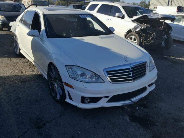 WDDNG71X57A077883 - 2007 MERCEDES-BENZ S 550 WHITE photo 1