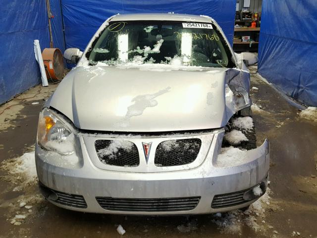 1G2AS18H297269740 - 2009 PONTIAC G5 SILVER photo 9