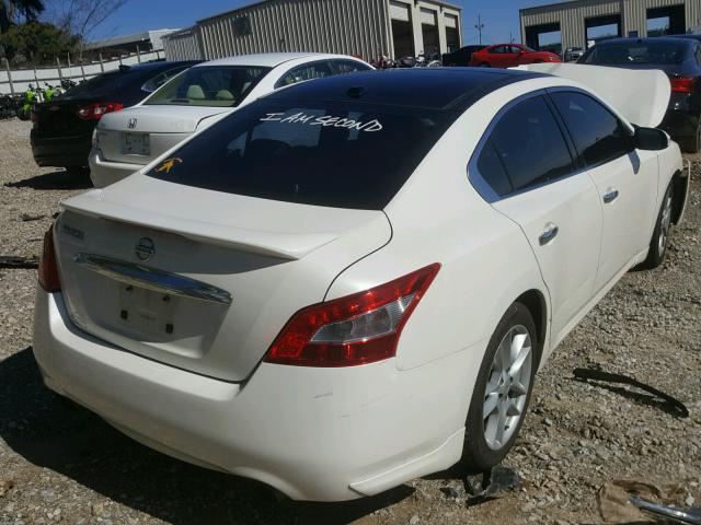 1N4AA5AP3AC845604 - 2010 NISSAN MAXIMA S WHITE photo 4