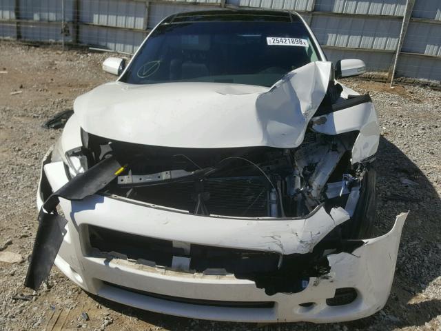 1N4AA5AP3AC845604 - 2010 NISSAN MAXIMA S WHITE photo 9