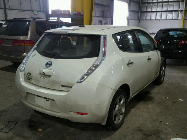 JN1AZ0CP1BT001553 - 2011 NISSAN LEAF SV WHITE photo 4