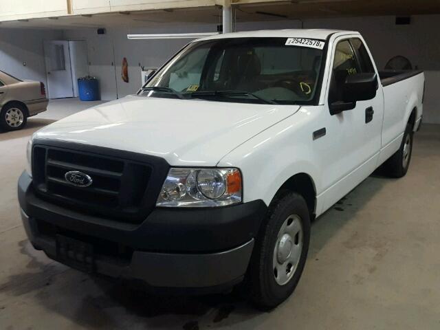 1FTRF12W05NB20226 - 2005 FORD F150 Beyaz fotoğraf 2