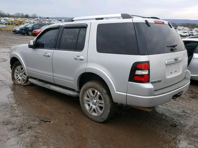 1FMEU7FEXAUA76787 - 2010 FORD EXPLORER L SILVER photo 3