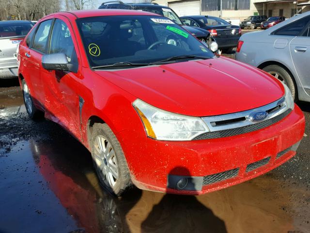 1FAHP35N48W181798 - 2008 FORD FOCUS SE RED photo 1