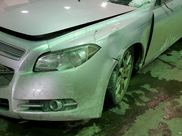 1G1ZK57709F216418 - 2009 CHEVROLET MALIBU LTZ 银色 照片 9