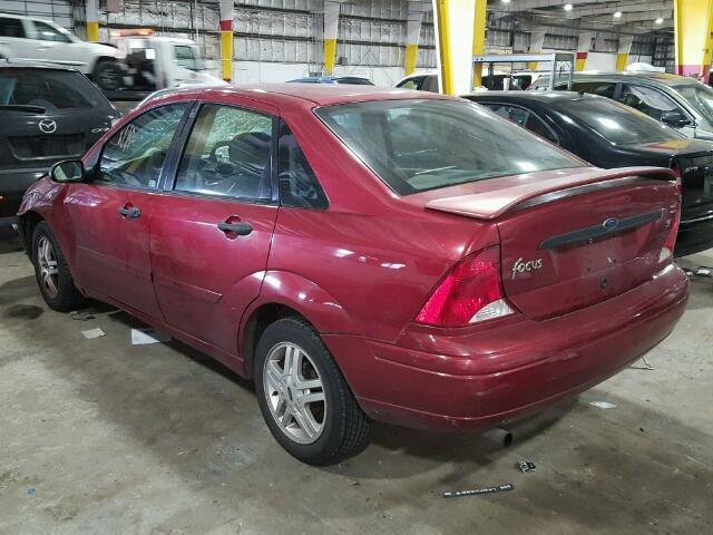 1FAFP3435YW379510 - 2000 FORD FOCUS SE RED photo 3