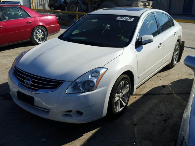 1N4BL2AP9CC240406 - 2012 NISSAN ALTIMA SR WHITE photo 2