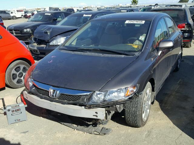 19XFA1F57AE030881 - 2010 HONDA CIVIC LX GRAY photo 2