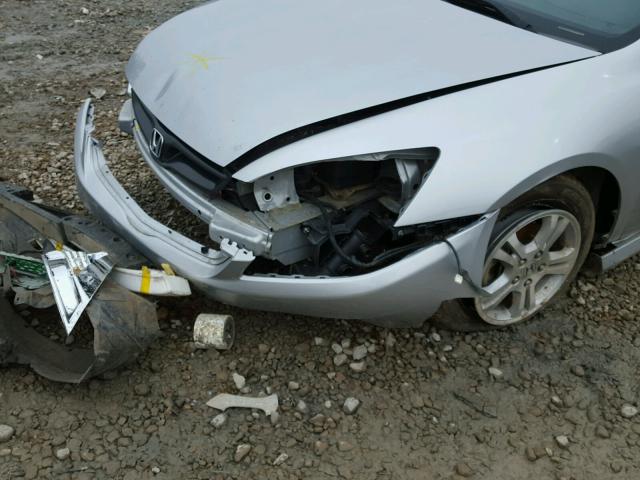 1HGCM72317A013055 - 2007 HONDA ACCORD LX SILVER photo 9