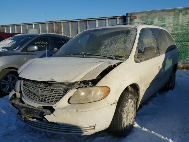 2C4GP443X1R335215 - 2001 CHRYSLER TOWN & COU WHITE photo 2