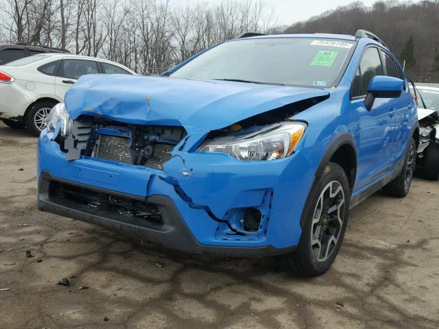 JF2GPABC8HH222291 - 2017 SUBARU CROSSTREK BLUE photo 2