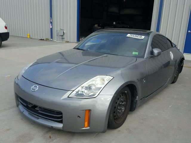 JN1AZ34EX6M354355 - 2006 NISSAN 350Z COUPE GRAY photo 2