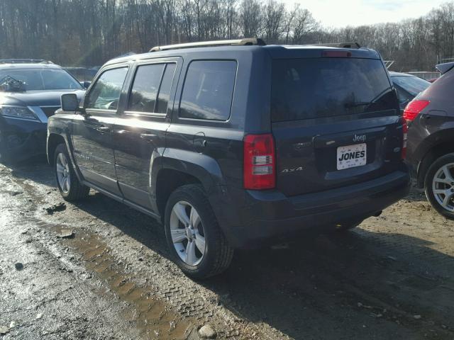 1J4NF1GB7BD112303 - 2011 JEEP PATRIOT SP GRAY photo 3