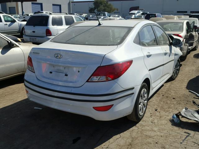 KMHCT4AE0GU105710 - 2016 HYUNDAI ACCENT SE WHITE photo 4