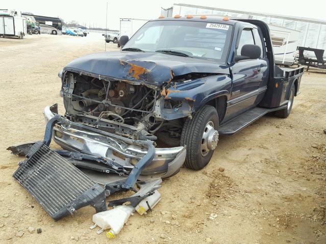 1B7MC33651J285056 - 2001 DODGE RAM 3500 BLUE photo 2