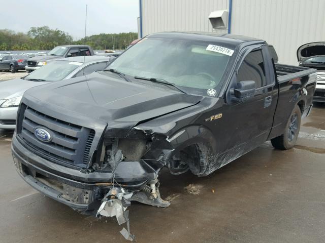 1FTMF1CW1AKC00607 - 2010 FORD F150 BLACK photo 2