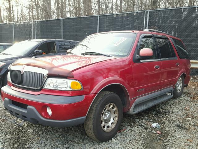 5LMRU27L4WLJ10864 - 1998 LINCOLN NAVIGATOR RED photo 2