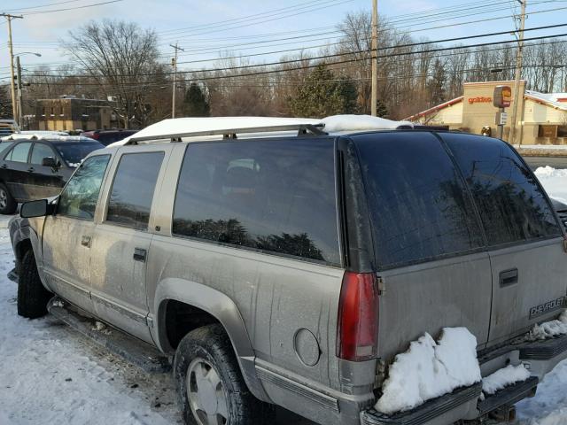 3GNFK16R9XG262757 - 1999 CHEVROLET SUBURBAN K GOLD photo 3