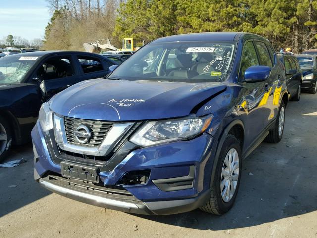 KNMAT2MV9HP568652 - 2017 NISSAN ROGUE S BLUE photo 2